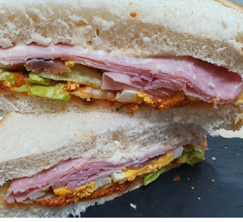 MI VERSIÓN DEL SANDWICH DEL "EME"