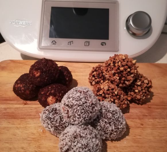 ENERGY BALLS