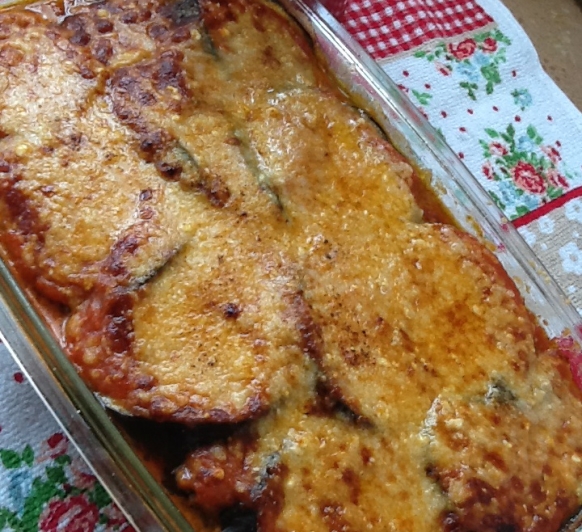 BERENJENAS A LA PARMESANA