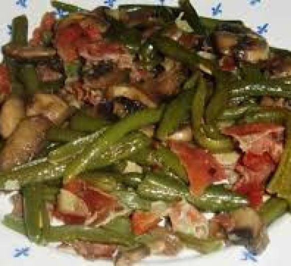 VAINAS CON JAMÓN Y CHAMPIÑONES