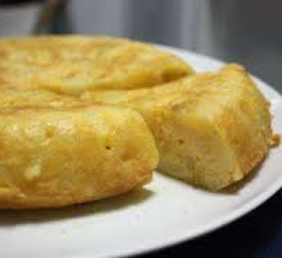 Tortilla guisada en salsa española